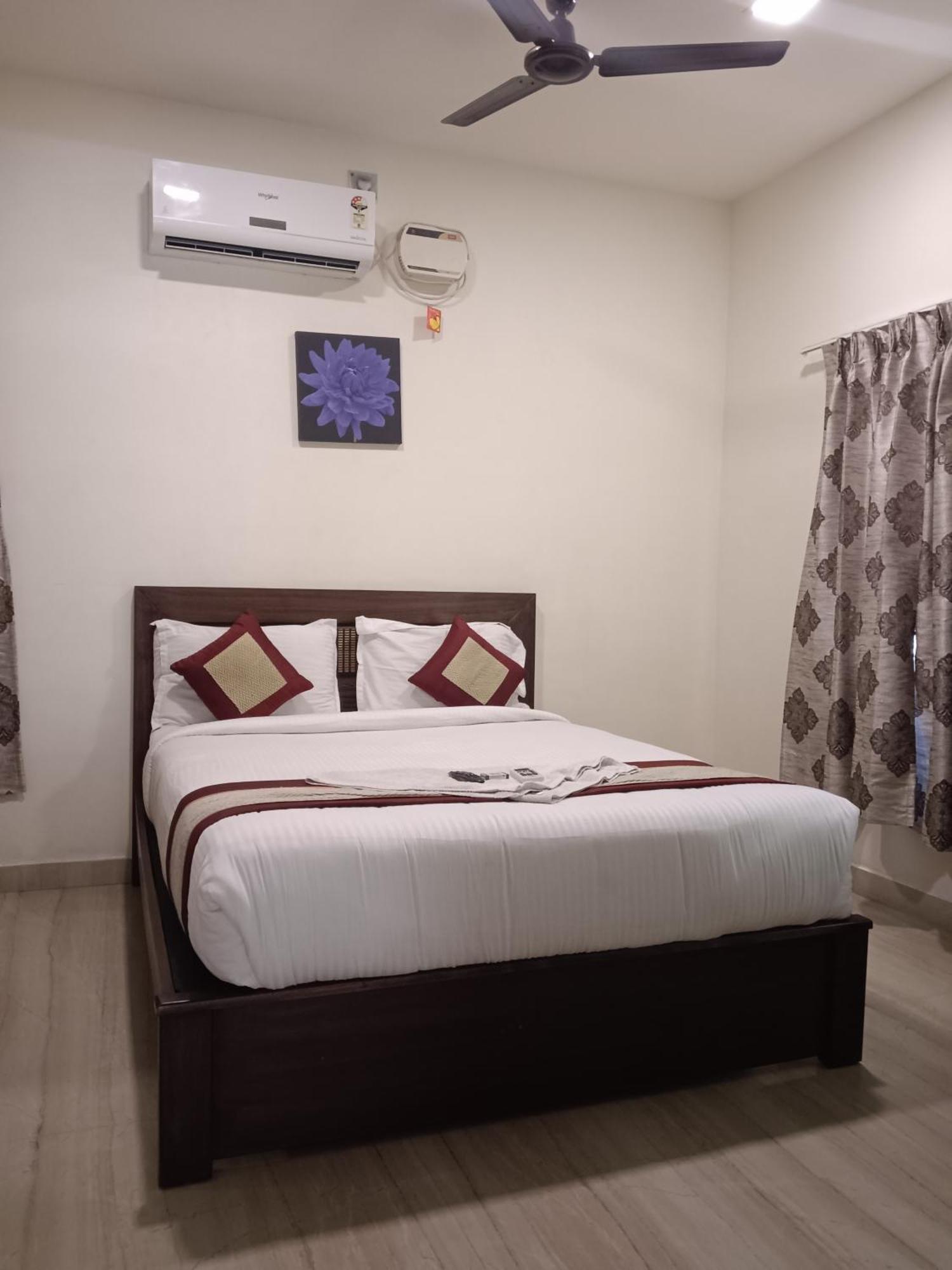 Iris Comfort Inn Τσενάι Εξωτερικό φωτογραφία