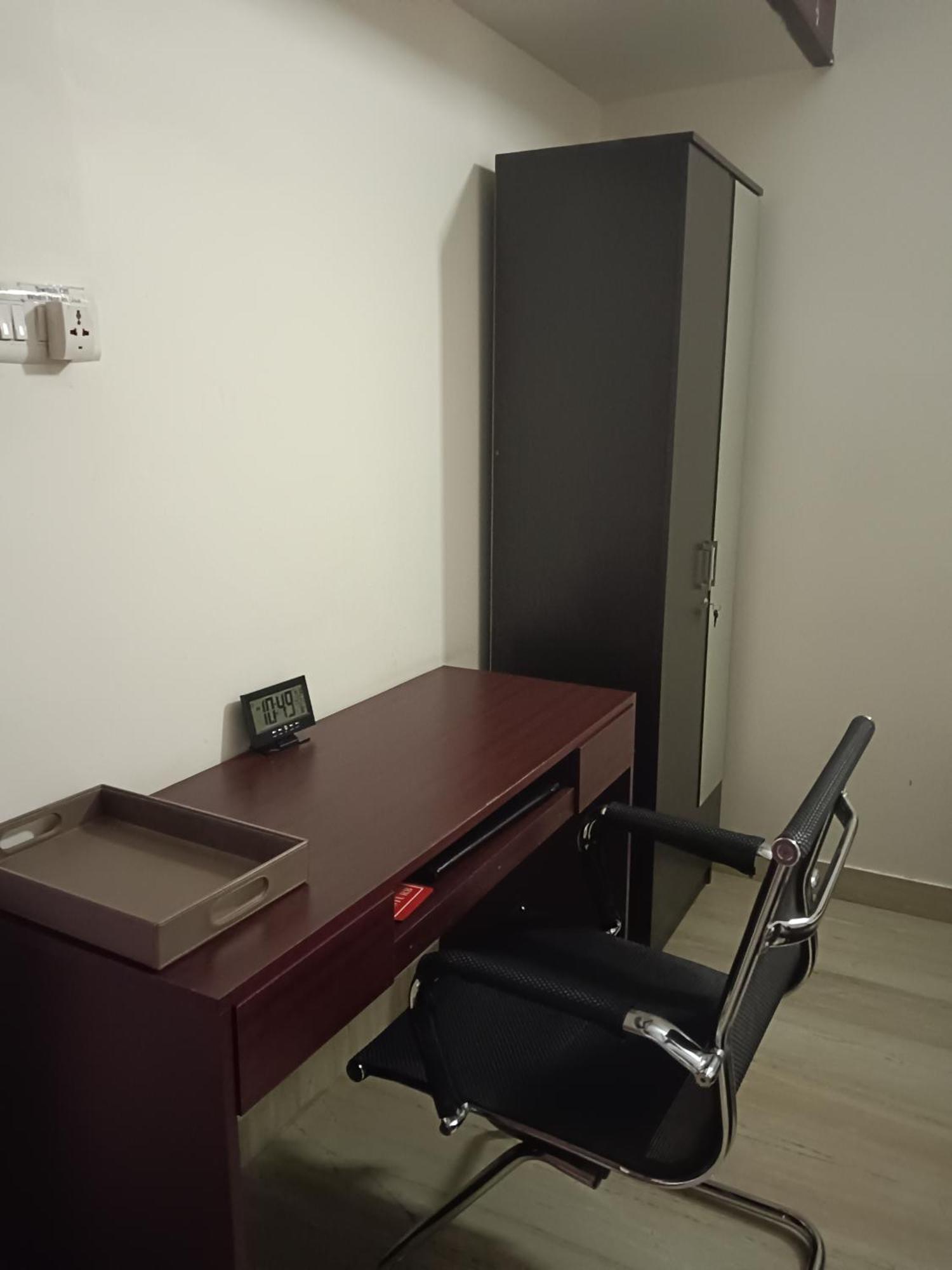 Iris Comfort Inn Τσενάι Εξωτερικό φωτογραφία