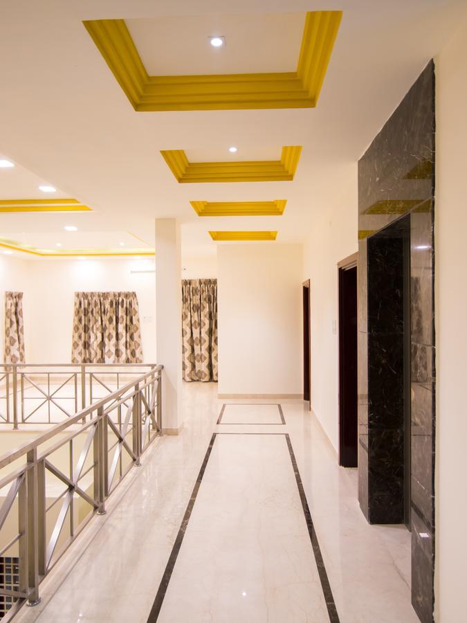 Iris Comfort Inn Τσενάι Εξωτερικό φωτογραφία