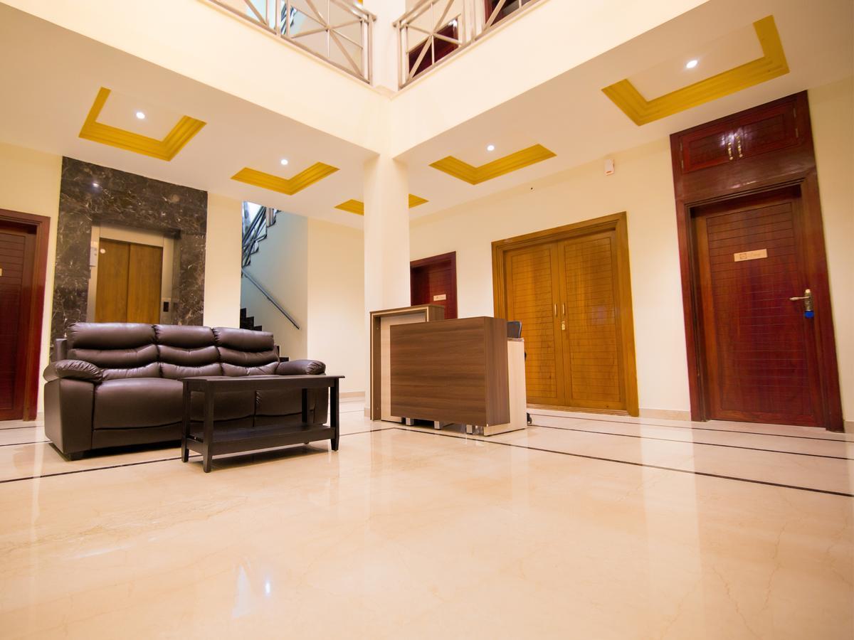 Iris Comfort Inn Τσενάι Εξωτερικό φωτογραφία